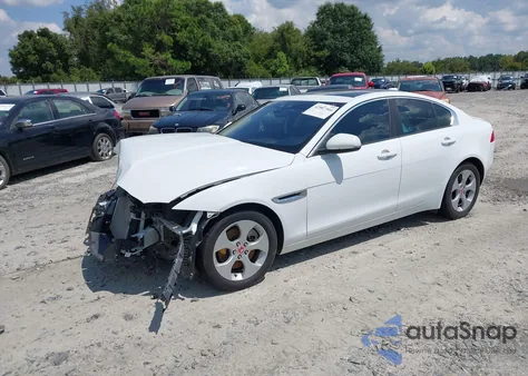 2018 Jaguar Xe 25T из США, поврежденный, VIN SAJAR4FX9JCP37222